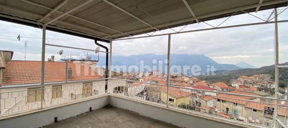 4 bedrooms House in Lazio, Italy No. 342580 16