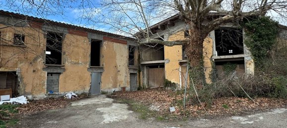 10 rooms Building in Carcassonne, France No. 293559 2