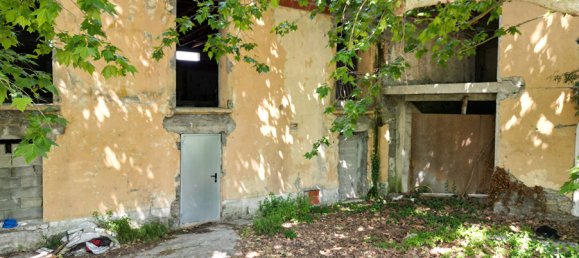 10 rooms Building in Carcassonne, France No. 293559 3