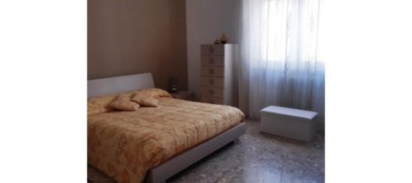 2 bedrooms Apartment in Foggia, Italy No. 351693 2