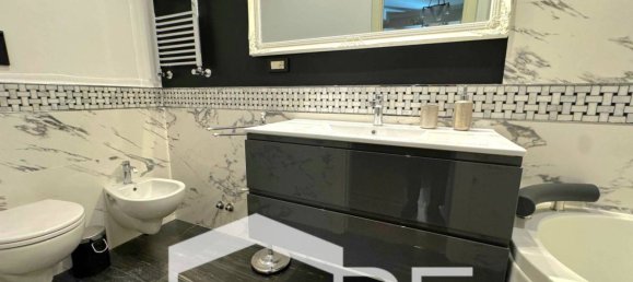 5 rooms Office in Rome, Italy No. 306270 13