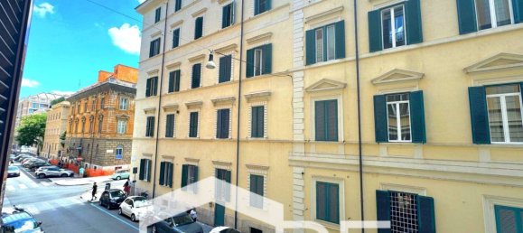 5 rooms Office in Rome, Italy No. 306270 20