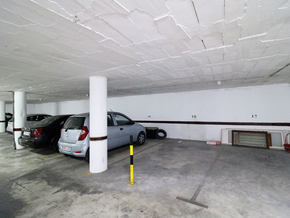 12m² Garage in Torrevieja, Spain No. 189168