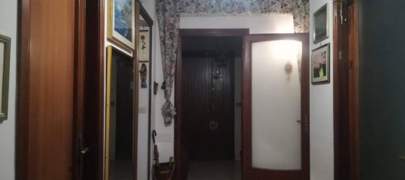 4-Zimmer Wohnung in Bari, Italy, Nr. 143886 7