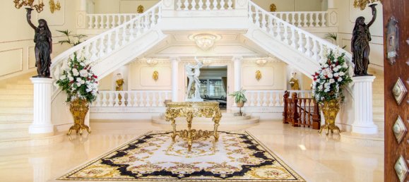 6 bedrooms Villa in Cadiz, Spain No. 84827 20