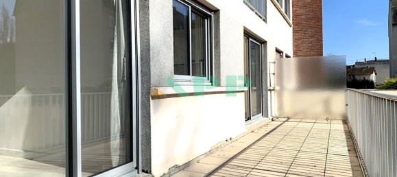 1 bedroom Apartment in Juvisy-sur-Orge, France No. 128349 2