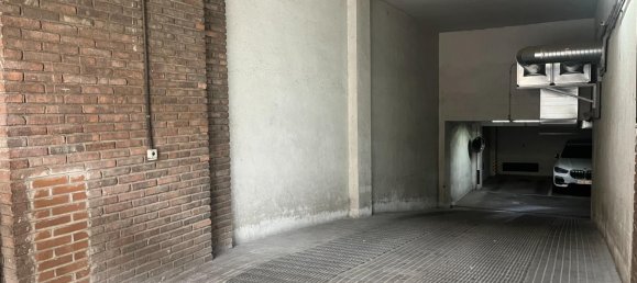 11m² Garage in Madrid, Spain No. 111858 2