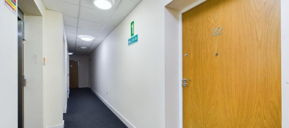 2 bedrooms Apartment in London, United Kingdom No. 6339 7