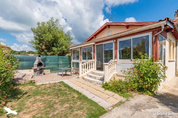 4 bedrooms Villa in Occitanie, France No. 284652