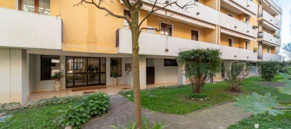 4 rooms Apartment in Selvazzano Dentro, Italy No. 20322 15