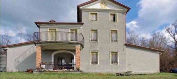 8 rooms House in Susegana, Italy No. 308029 2