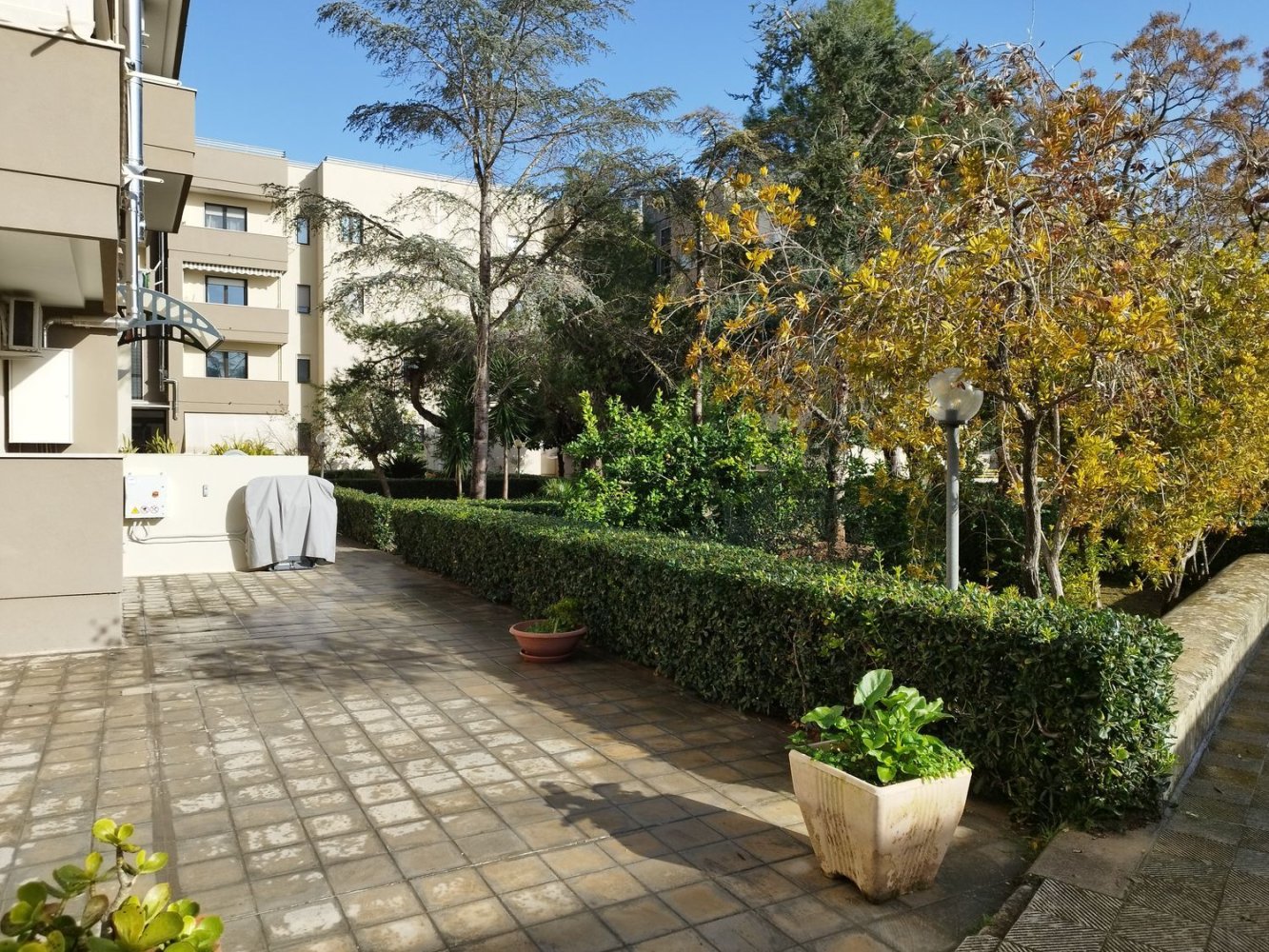 5 rooms Apartment in Lecce, Italy No. 199281