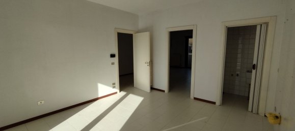 5 rooms Apartment in Lecce, Italy No. 199281 37