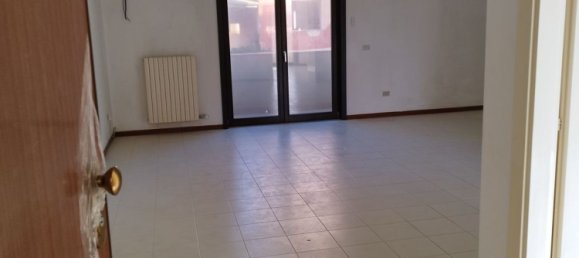 5 rooms Apartment in Lecce, Italy No. 199281 12