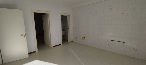 5 rooms Apartment in Lecce, Italy No. 199281 42