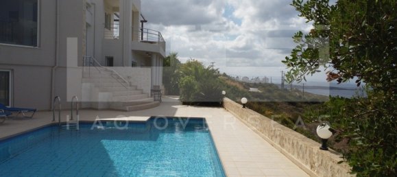 Villa de 3 dormitorios en Crete, Greece No. 8874 10