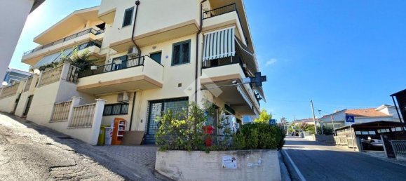 Propiedad comercial en Silvi, Italy 145 m² No. 377673 9