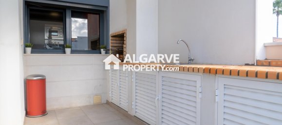 3 Schlafzimmer Villa in Quarteira, Portugal, Nr. 156923 12