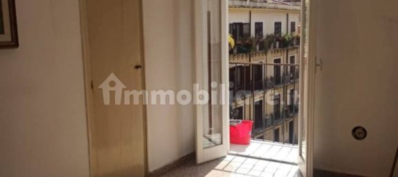 Apartamento de 2 dormitorios en Palermo, Italy No. 44265 19