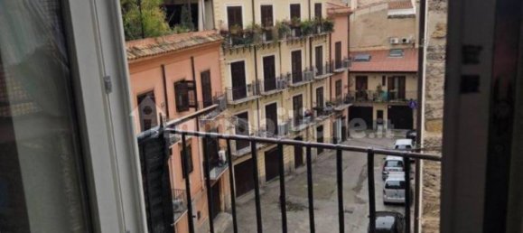 Apartamento de 2 dormitorios en Palermo, Italy No. 44265 2