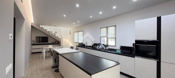 Студия в Томболо, Италия № 359422 15