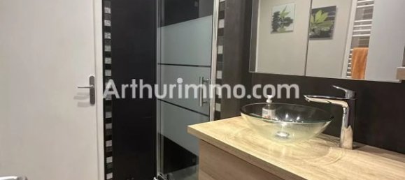 Casa de 3 dormitorios en Livry-Gargan, France No. 169764 5