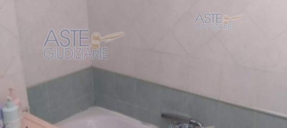 3 rooms Apartment in Rome, Italy No. 199680 23