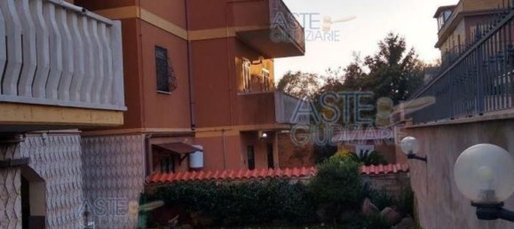 3 rooms Apartment in Rome, Italy No. 199680 17