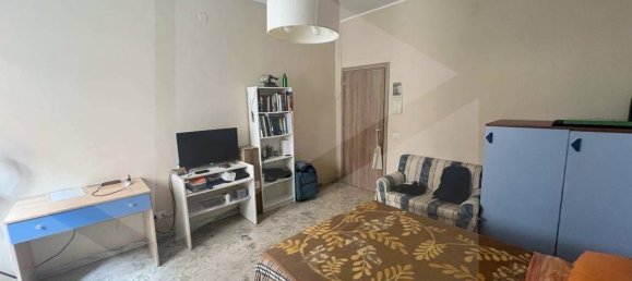 3غرفة شقة في Bari, Italy رقم 18834 7