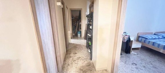 3غرفة شقة في Bari, Italy رقم 18834 6