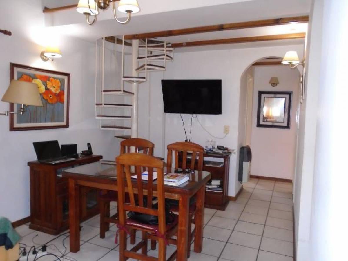 Дом с 3 спальнями в Сан Мигель, Аргентина № 64311