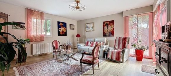 3 bedrooms Apartment in Mont-Saint-Aignan, France No. 315072 2