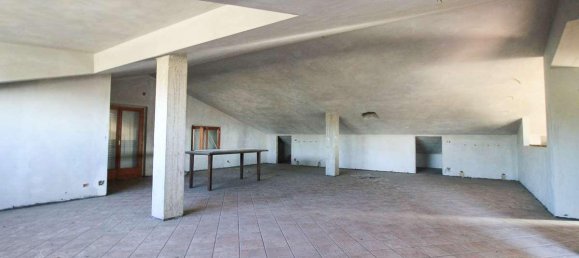 Casa de 5 habitaciónes en Osimo, Italy No. 176360 12