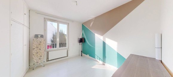 5 bedrooms House in Villeneuve-le-Comte, France No. 175892 15