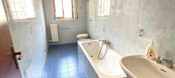 Apartamento de 5 dormitorios en Turi, Italy No. 314532 11