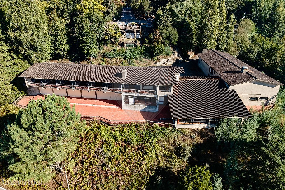 9 bedrooms Building in Oliveira de Azemeis, Portugal No. 63017