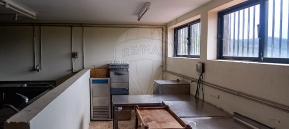 9 bedrooms Building in Oliveira de Azemeis, Portugal No. 63017 9