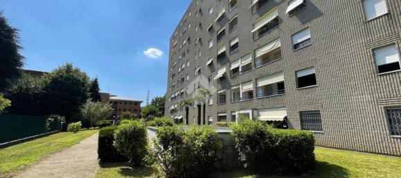 3 rooms Apartment in Monza, Italy No. 288246 14
