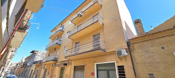 3 bedrooms Apartment in San Severo, Italy No. 351415 5