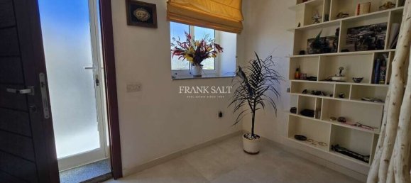 2 bedrooms Maisonette in Saint Paul's Bay, Malta No. 3024 11