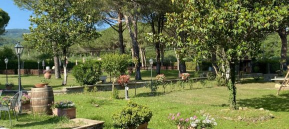 8 rooms House in Tuoro sul Trasimeno, Italy No. 54189 22