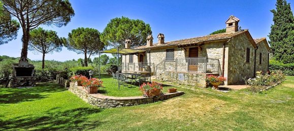 8 rooms House in Tuoro sul Trasimeno, Italy No. 54189 5