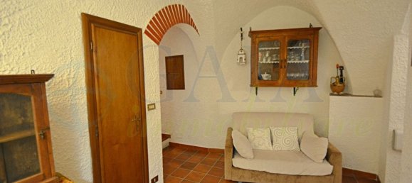 4 rooms House in Toirano, Italy No. 68558 24