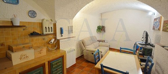 4 rooms House in Toirano, Italy No. 68558 35