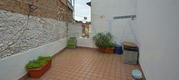 4 rooms House in Toirano, Italy No. 68558 8