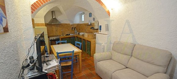 4 rooms House in Toirano, Italy No. 68558 21