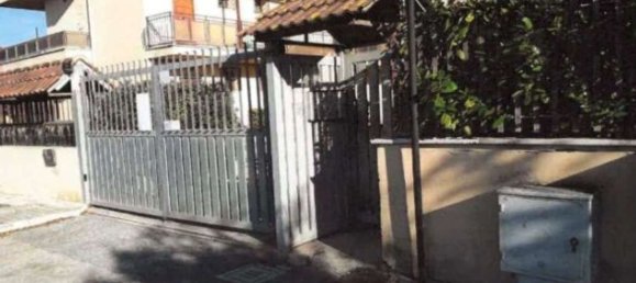 3-salle Appartement à Ardea, Italy No. 189803 6