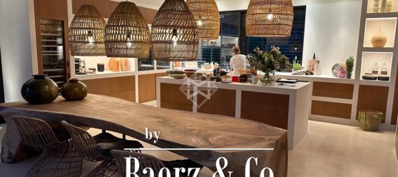 6 bedrooms House in Saint-Tropez, France No. 43841 12