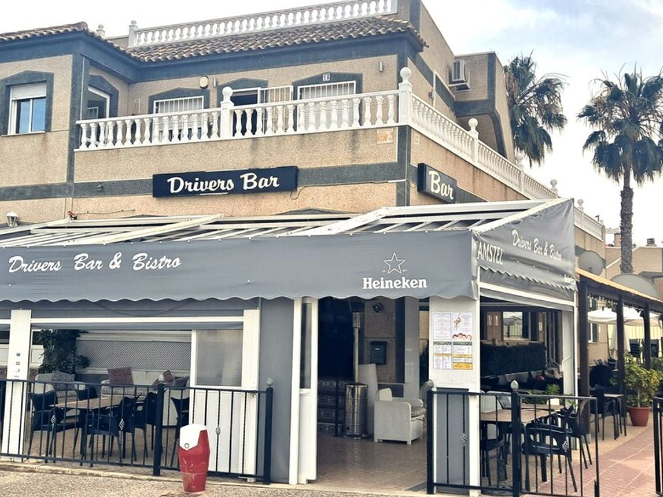 Imóvel comercial em Alicante, Spain 165 m² N.º 278390