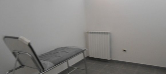 Gewerbliche Immobilie in Avezzano, Italy 82m², Nr. 113456 18